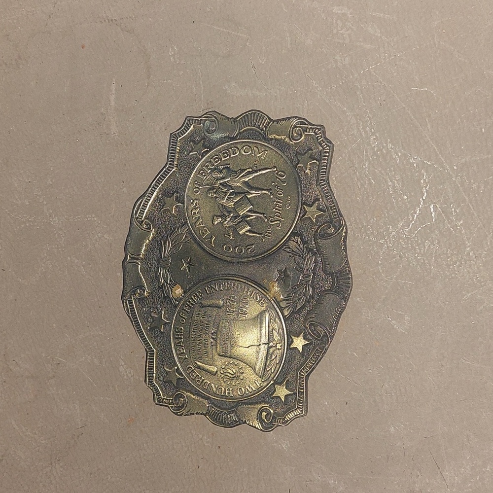Buckle - Picture 2 of 3